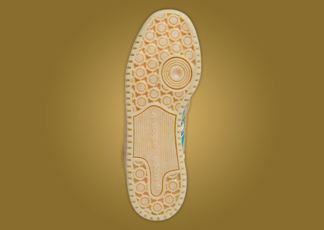 adidas Forum Mid Carnival Outsole