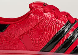 Sp5der x adidas Superstar Red - Detail