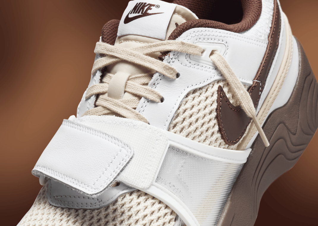 Travis Scott's Nike Zoom Field Jaxx White Chocolate Releases Travis Scott's Nike Zoom Field Jaxx White Chocolate Releases