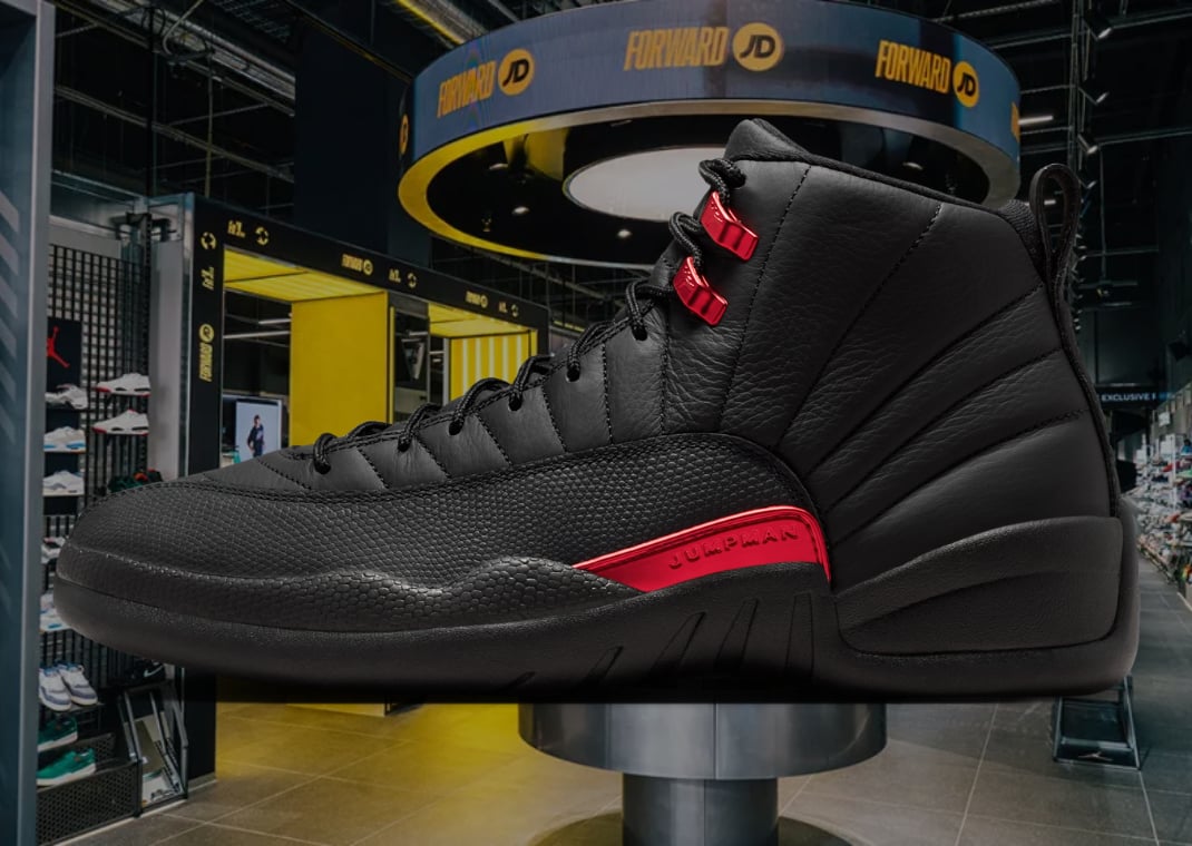 Air Jordan 12 Retro Bloodline