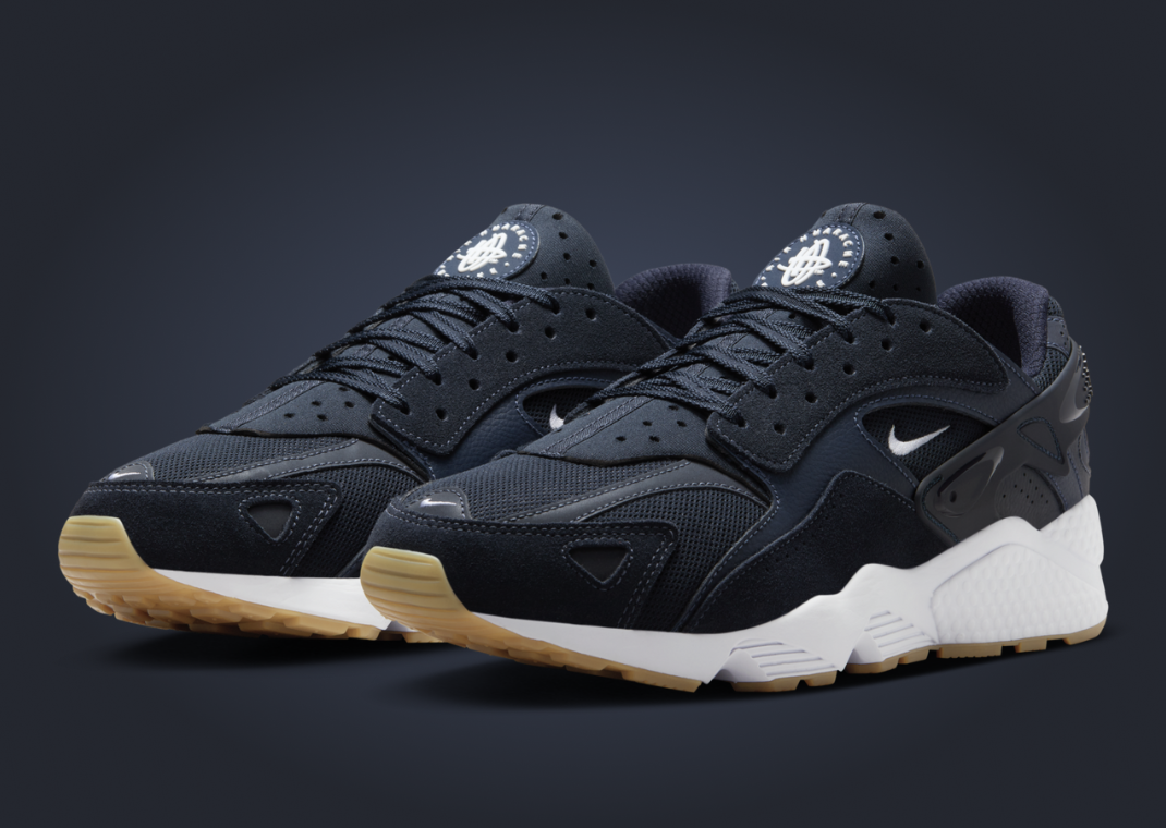 Nike Air Huarache Runner Dark Obsidian Gum