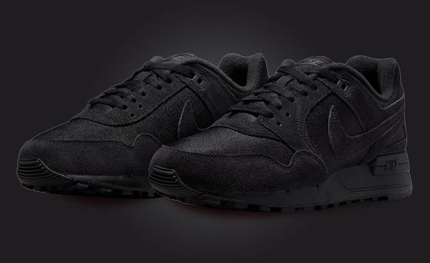 Nike Brings The Air Pegasus 89 Back In Black Anthracite