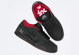 Supreme x Nike SB Dunk Low Black Angle