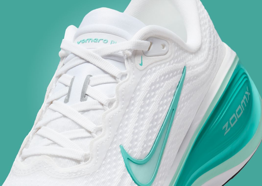 Nike Vomero Plus White Bleached Turquoise (W) Detail
