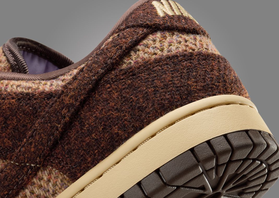 Harris Tweed x Nike Dunk Low Sesame (W) Heel Detail