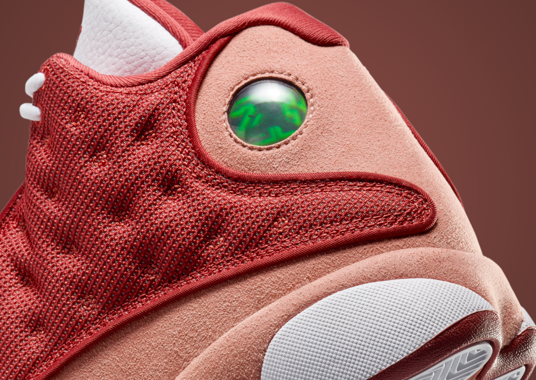 Air Jordan 13 Retro Dune Red Heel