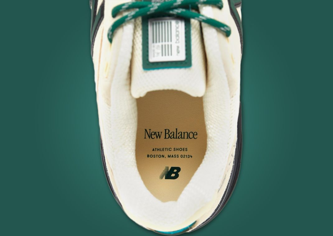 New Balance 990v4 Made in USA Macadamia Green Insole