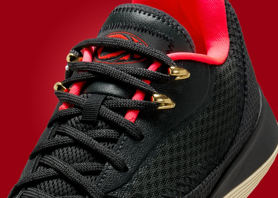 Nike S.T. Flare Solar Red Tongue Tag