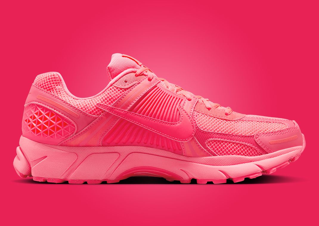 Nike Zoom Vomero 5 Hot Punch Medial