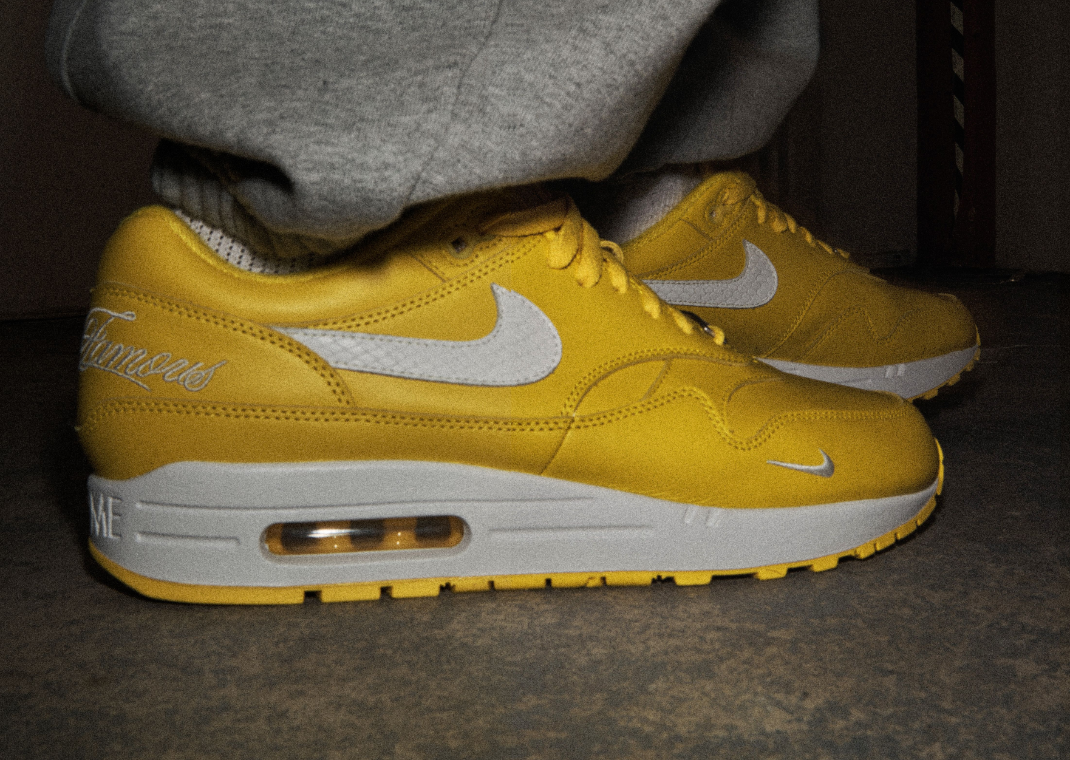 Supreme x Nike Air Max 1 '87 SP Speed Yellow Lateral