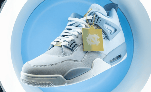 Air Jordan 4 Retro UNC PE (2025)