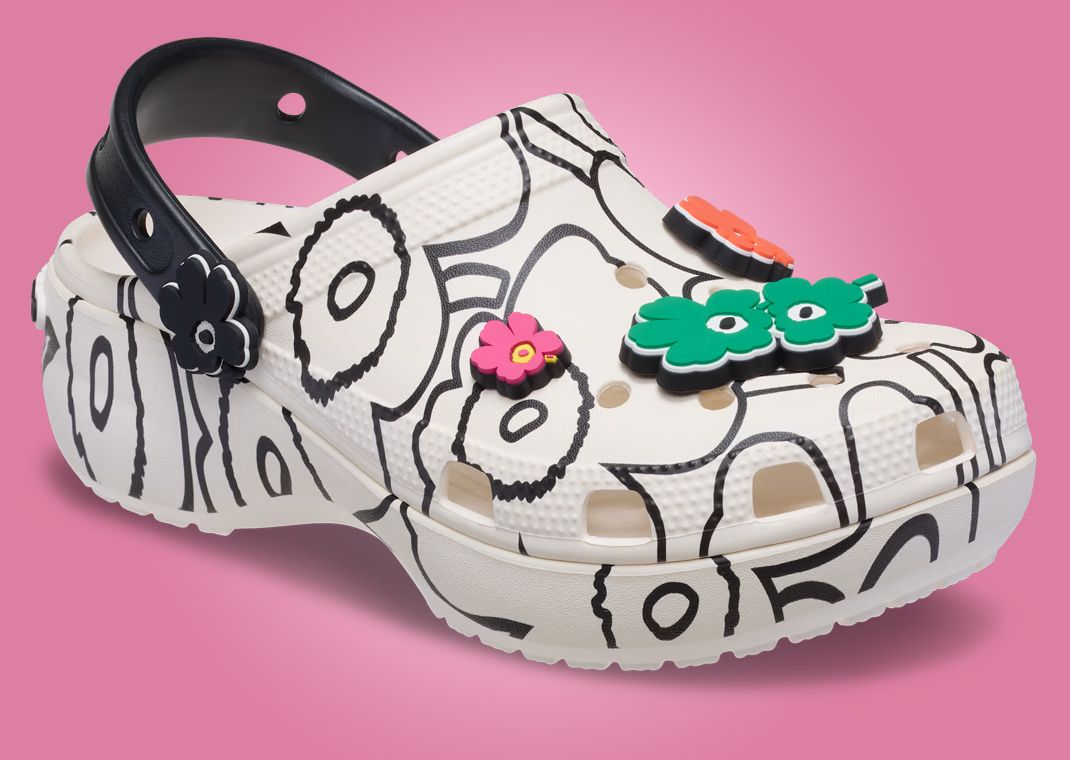 Marimekko x Crocs Classic Platform Clog Angle