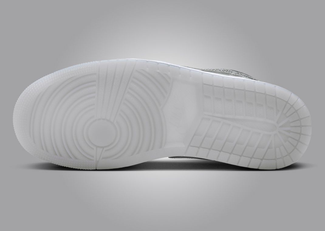 Air Jordan 1 Low SE Metallic Silver (W) Outsole