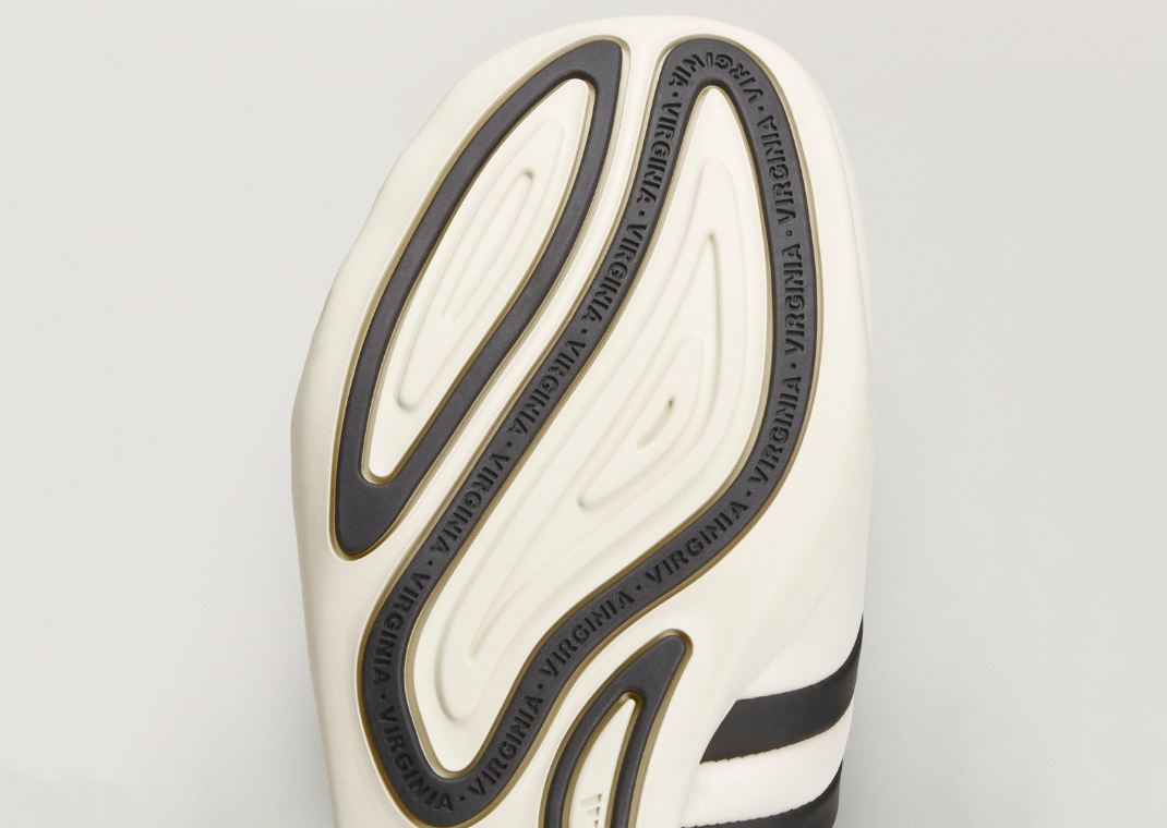 Pharrell Williams x adidas Vario Flat Earther Cream Black - Bottom