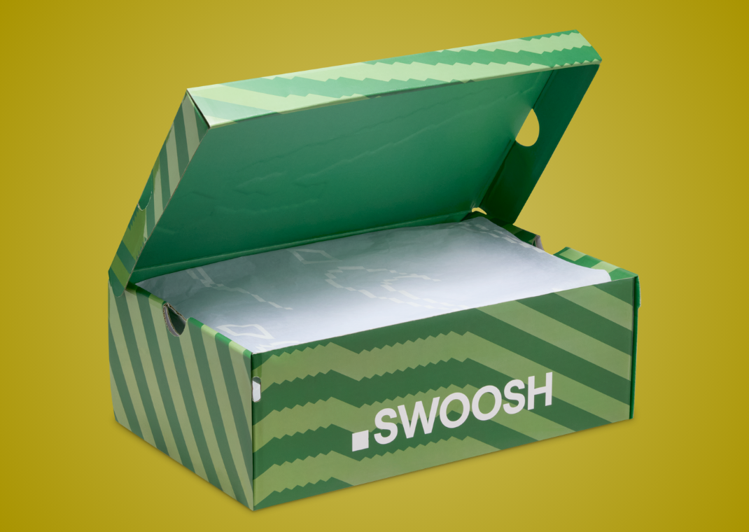 .SWOOSH x Nike ReactX Rejuven8 Slide Kelly Green Packaging