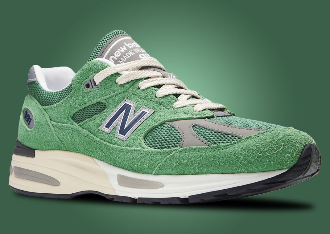 New Balance 991v2 Made in UK Mineral Green Angle