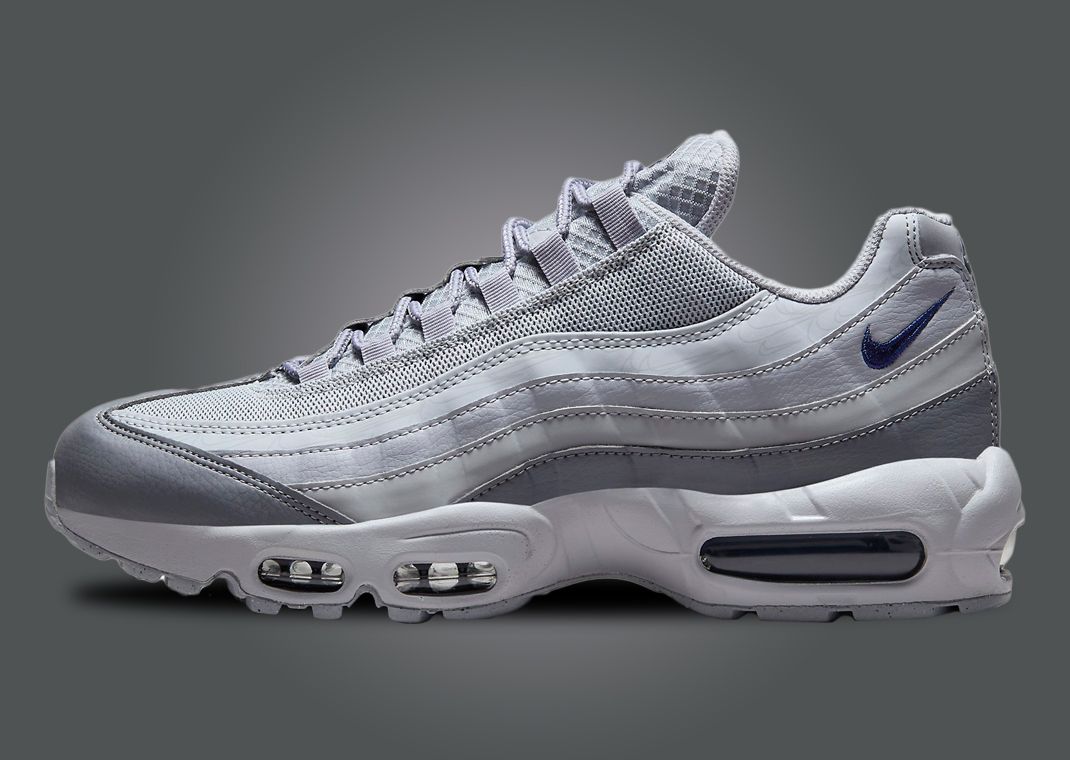 NIKE AIR MAX 95 ESSENTIAL Wolf Grey 27.0 - スニーカーオンライン セール