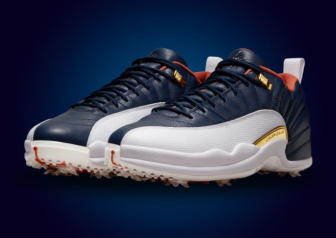 Air Jordan 12 Low Golf: Giày Golf Cực Chất Cho Người Yêu Thích Phong Cách