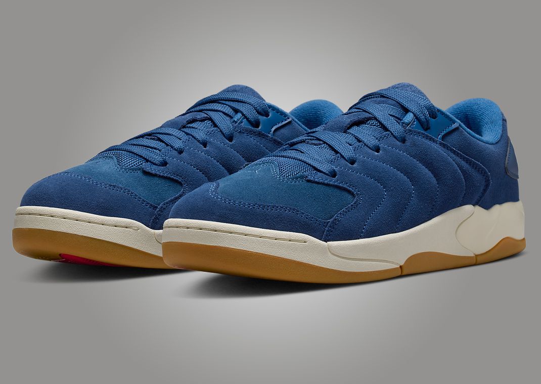Jordan Session Storm Blue Angle