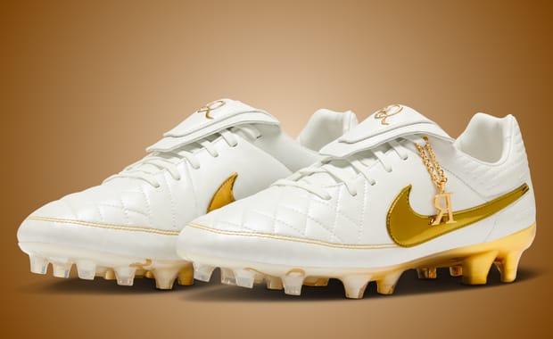 Ronaldinho’s Touch of Gold Nike Tiempo Legend Cleat Returns 20 Years After the OG Drop
