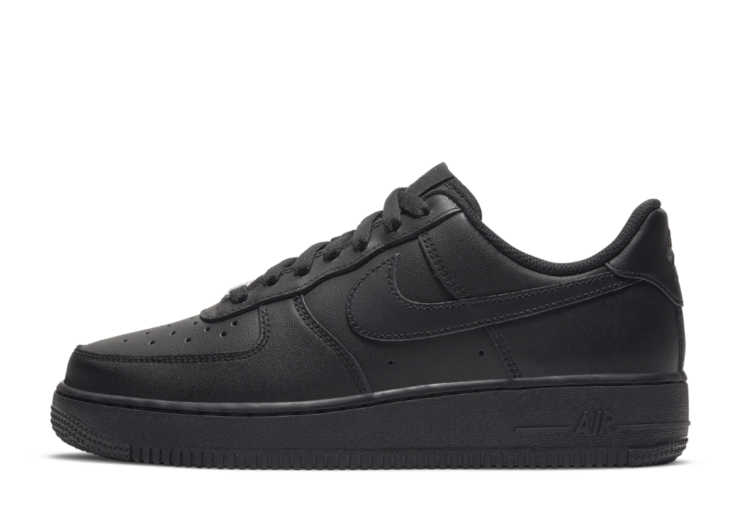 Nike Air Force 1 Triple Black (W) Lateral