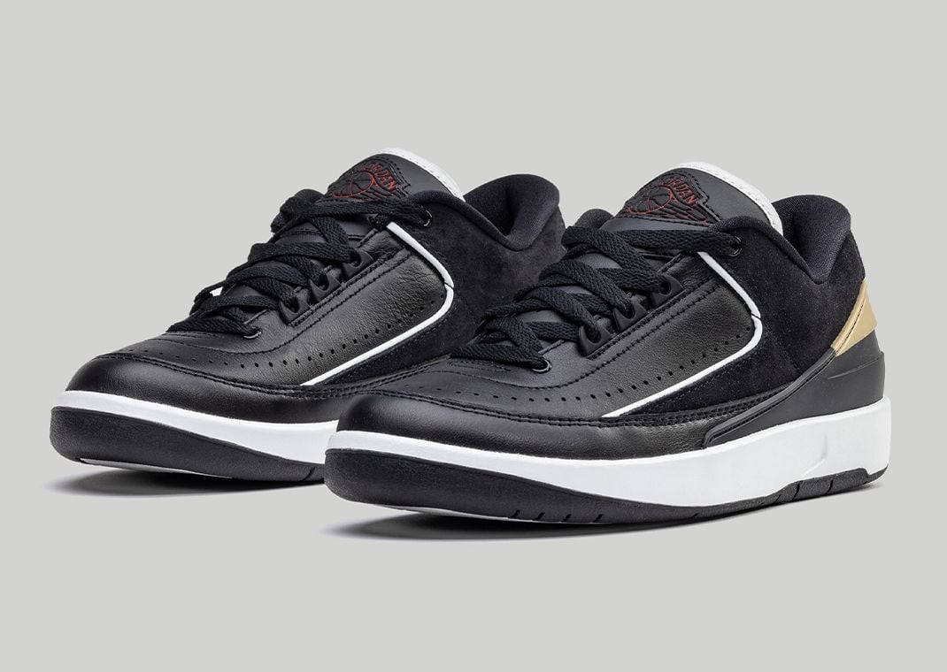 Air Jordan 2 Retro Low Black Varsity Red (W) Angle