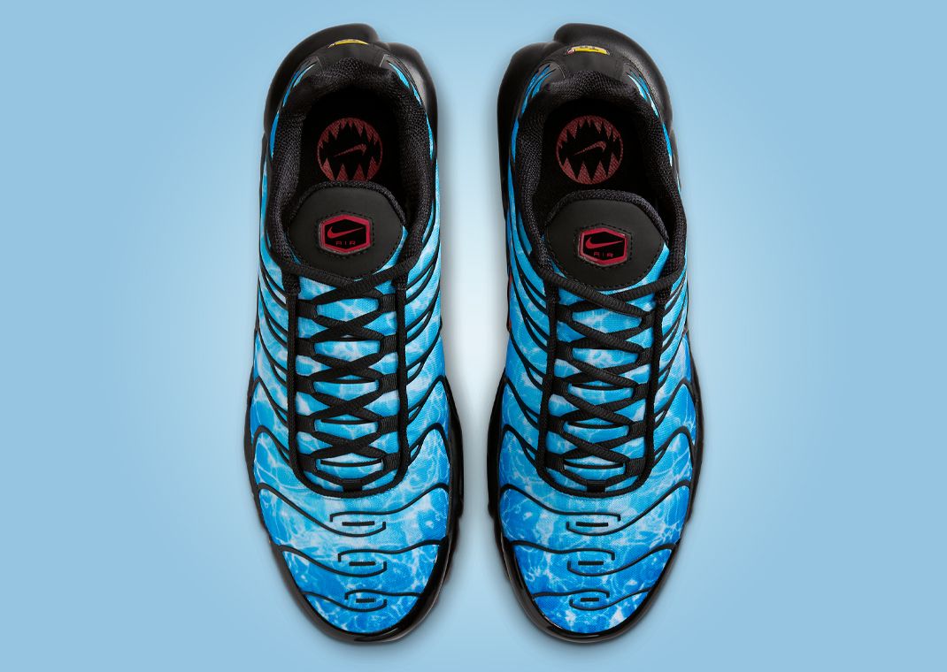 Nike Air Max Plus Shark Attack Top