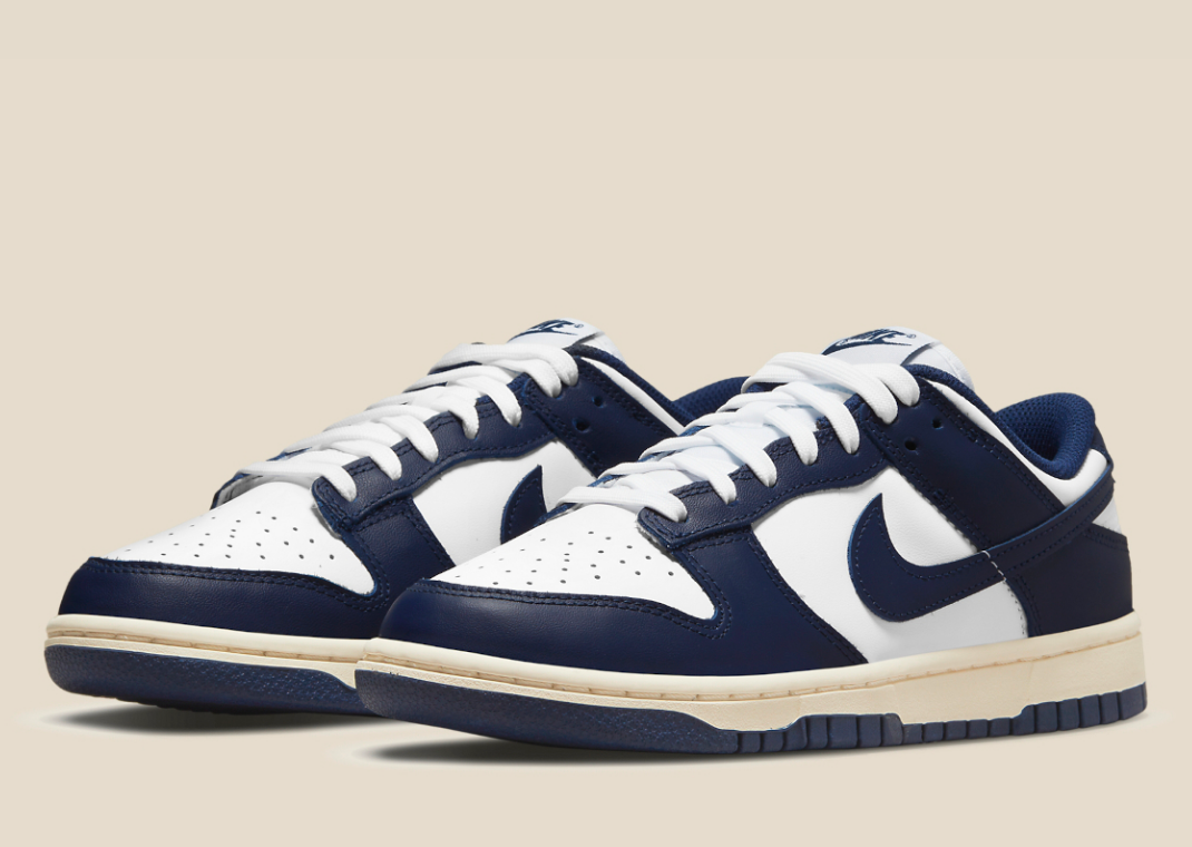 Nike Dunk Low Vintage Navy