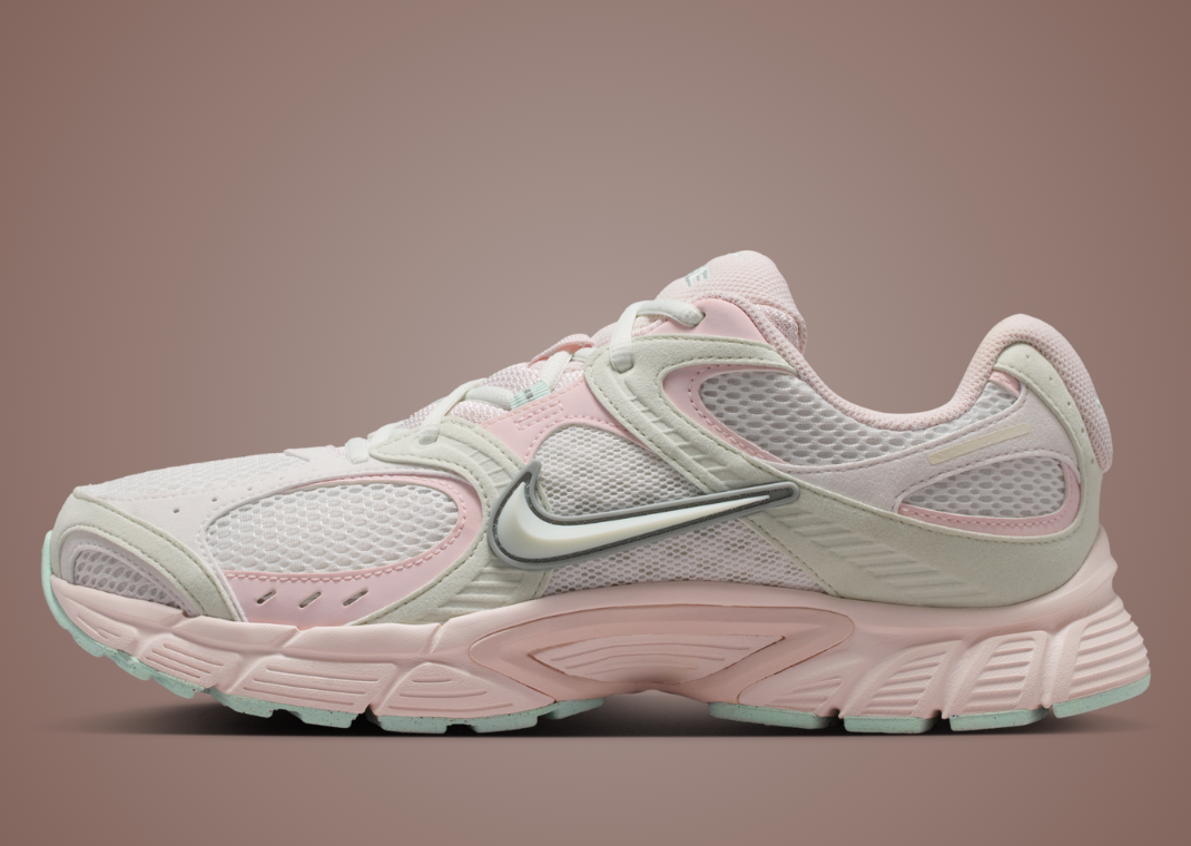Jaide x Nike V5 RNR Light Soft Pink Lateral