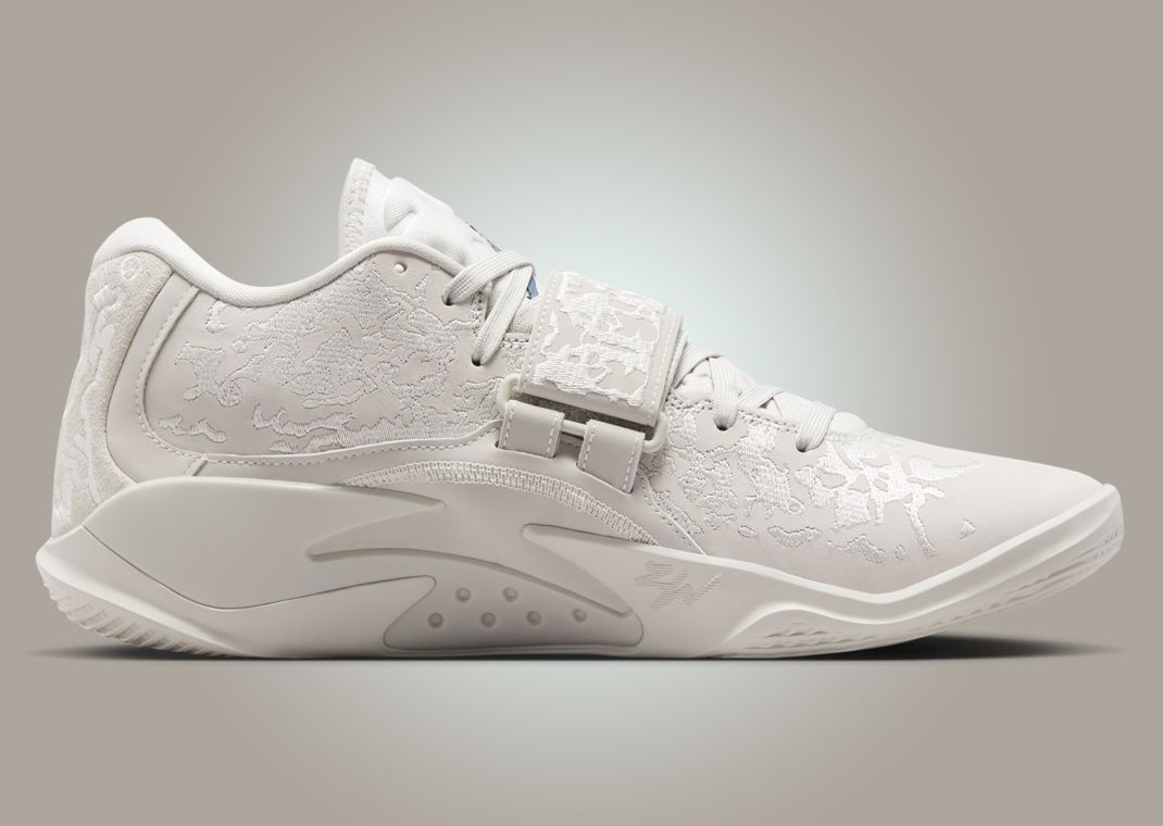 Jordan Zion 3 M.U.D. SE Light Bone Medial Left