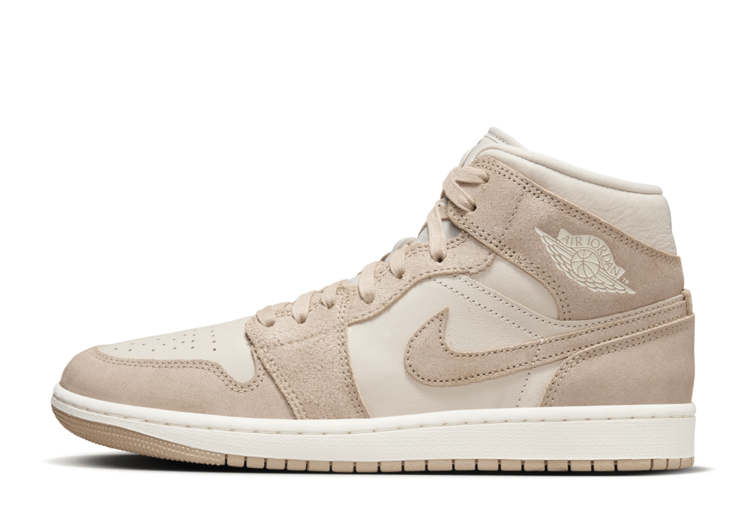 Air Jordan 1 Mid SE Legend Light Brown (W) Lateral