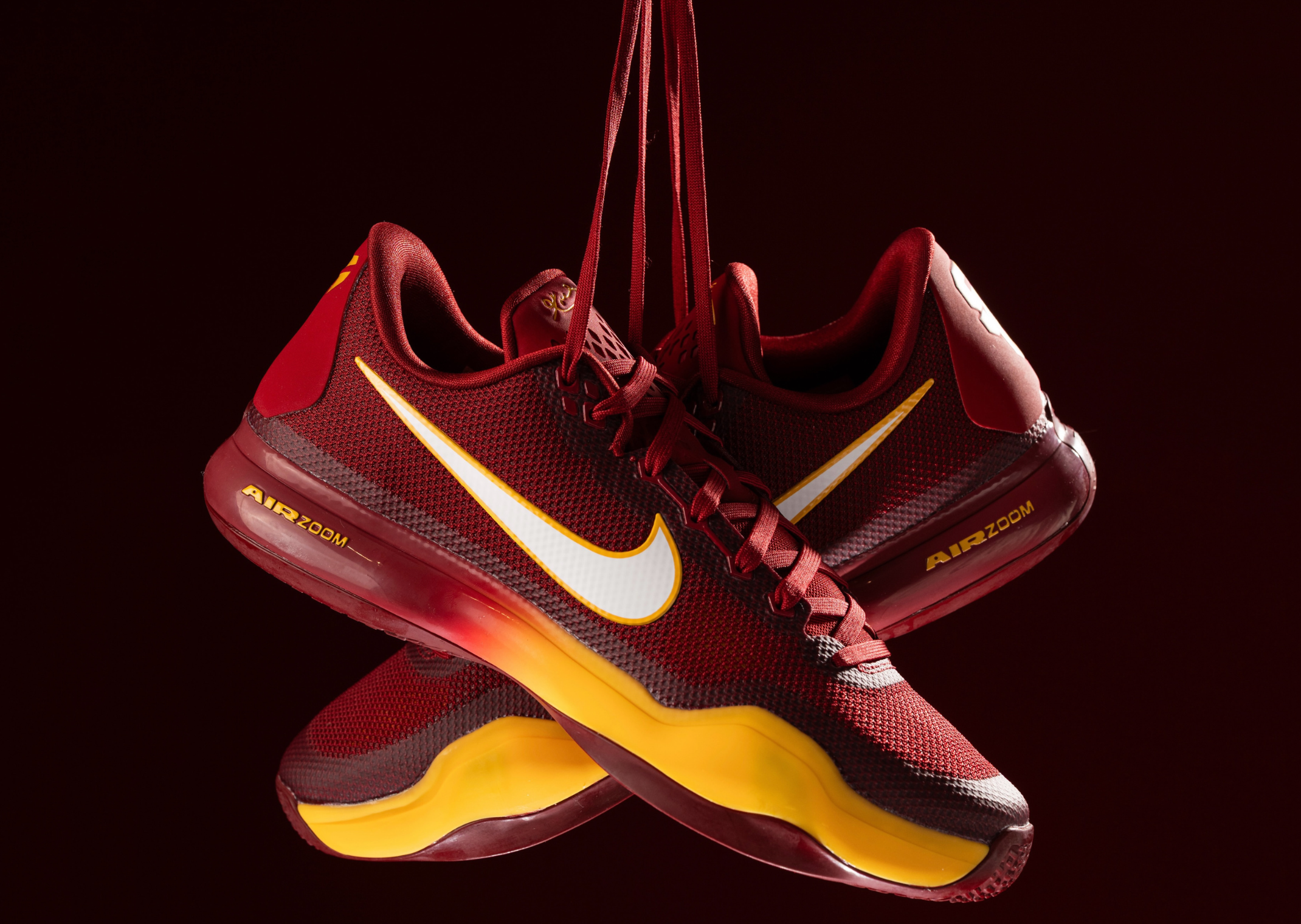 Nike Kobe 10 Protro USC PE Pack
