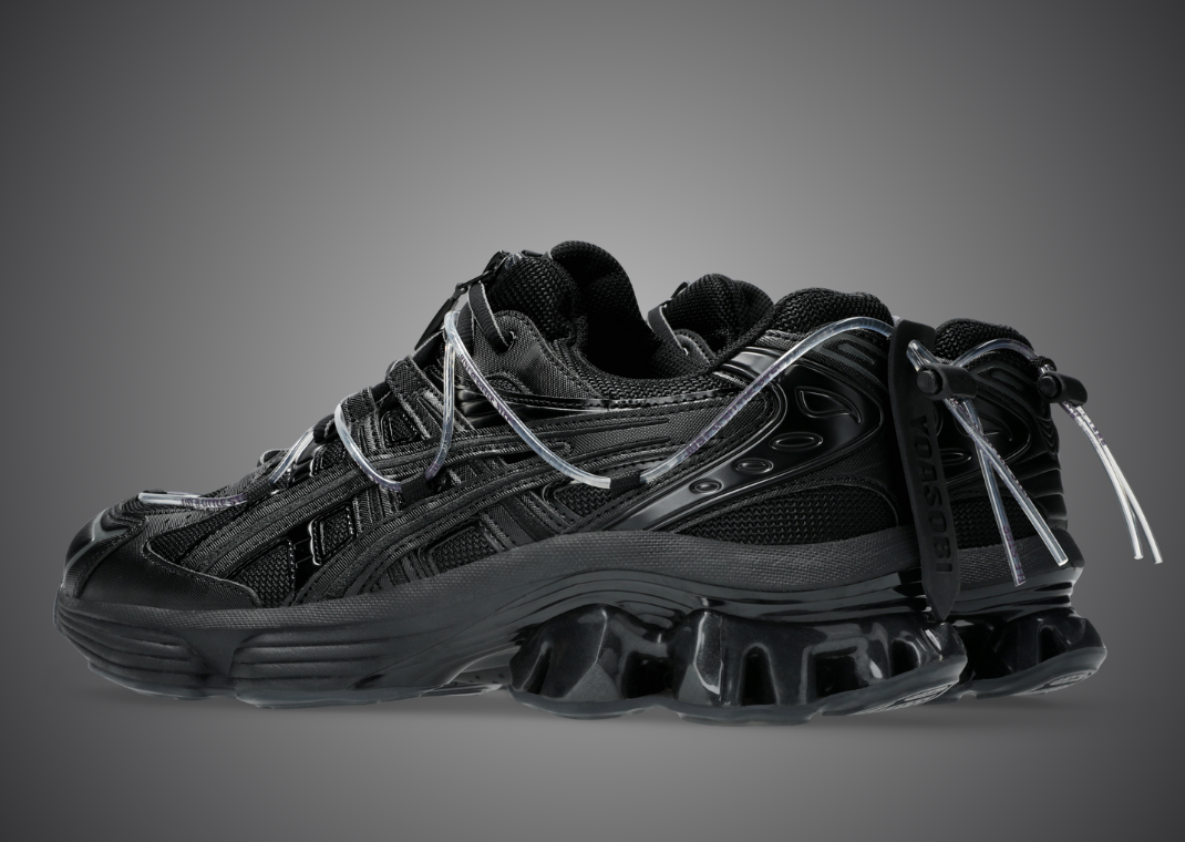YOASOBI x Asics Gel-Kinetic Fluent Black - Heel Angle