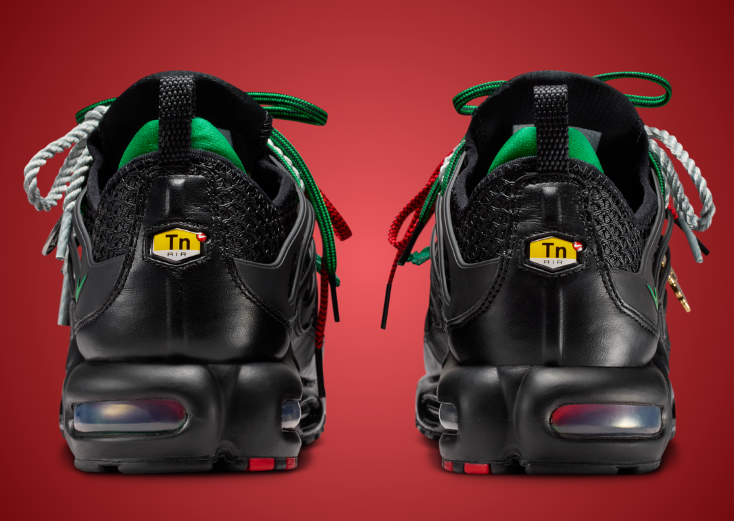 Homecoming x Nike Air Max Plus Black - Back
