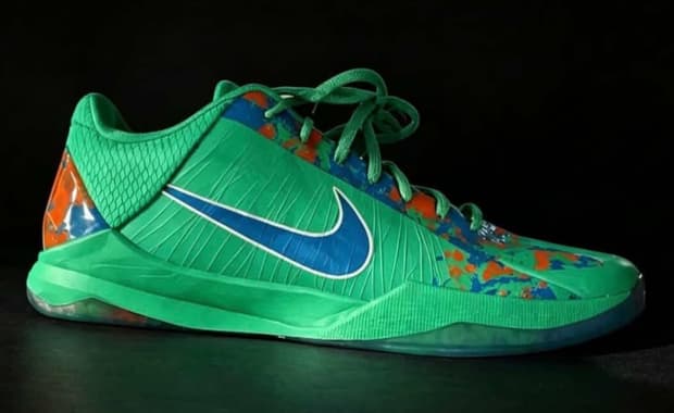 Jalen Brunson’s Latest Nike Kobe 5 Protro PE adds Knicks Accents to Statue of Liberty Green