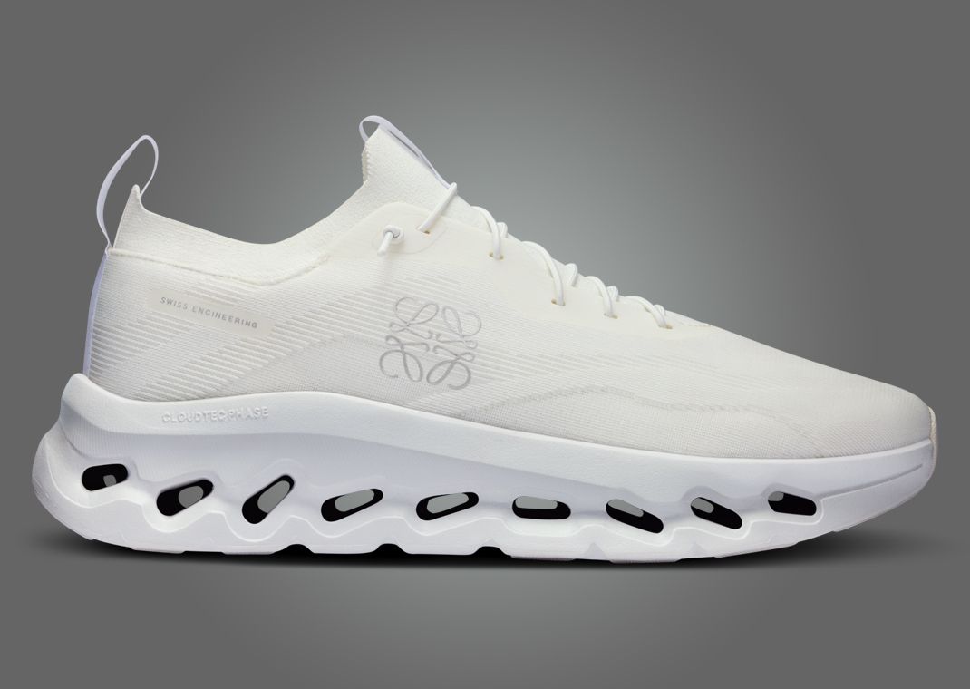 ◆コラボ商品◆LOEWE X ON RUNNING CLOUDTILT◆正規品◆関税込◆ Loewe x On Cloudtilt running shoes Loewe