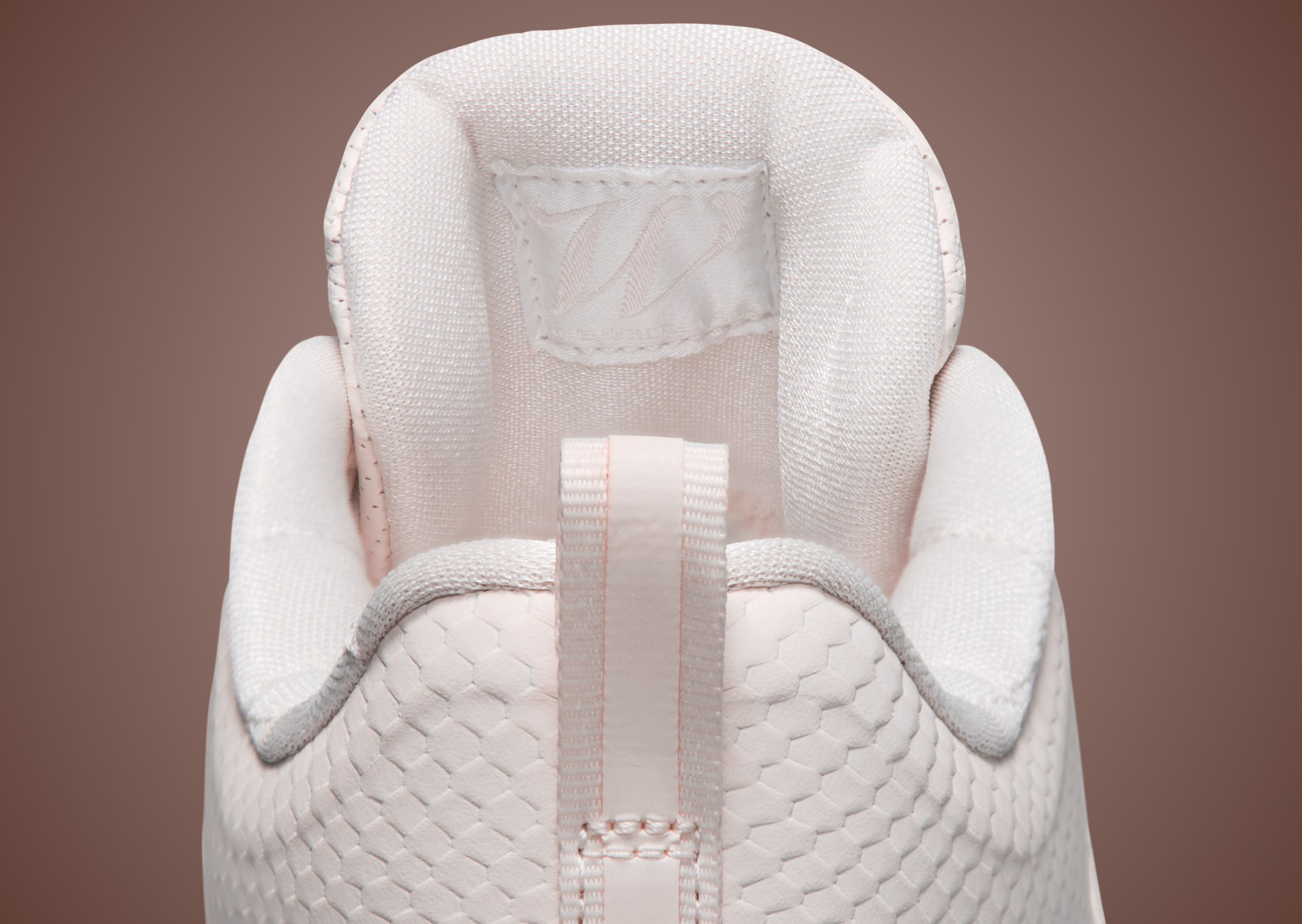 Nike Book 2 LX White Label - Back Detail