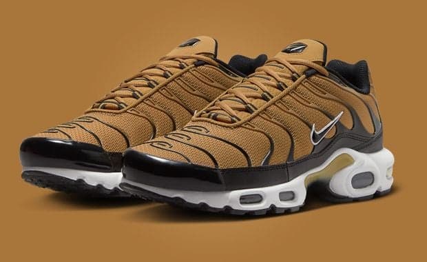 Nike Air Max Plus Golden Harvest Black