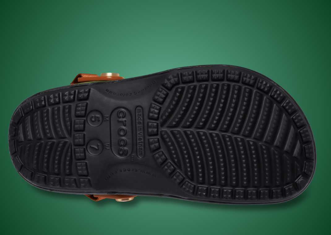 Teenage Mutant Ninja Turtles x Crocs Classic Clog - Bottom