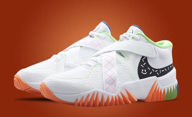 A Sprinkled Swoosh Accents This Nike Zoom Court Dragon