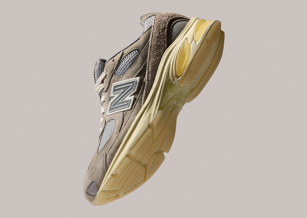 New Balance 2010 Grey Days Angle