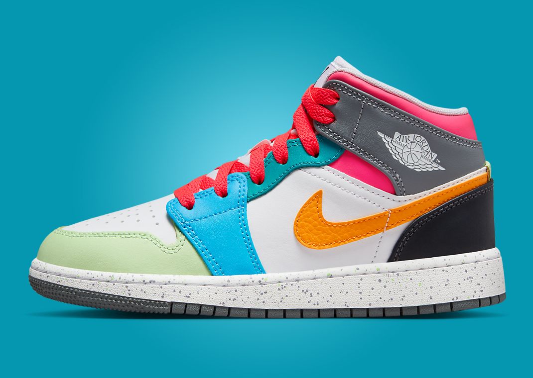 Air Jordan 1 Mid SE Multi-Color (GS) Lateral