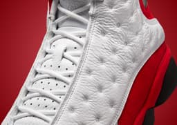 Air Jordan 13 Retro Chicago Detail