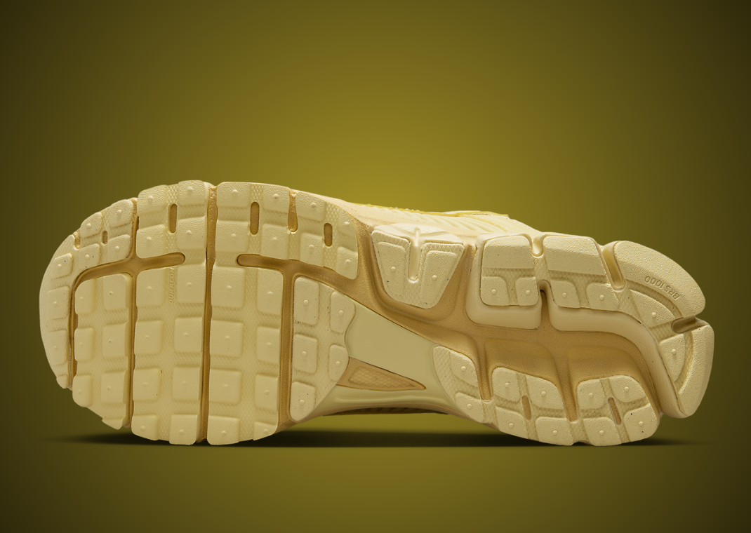 Nike Zoom Vomero 5 Saturn Gold Lemon Wash (W) Outsole