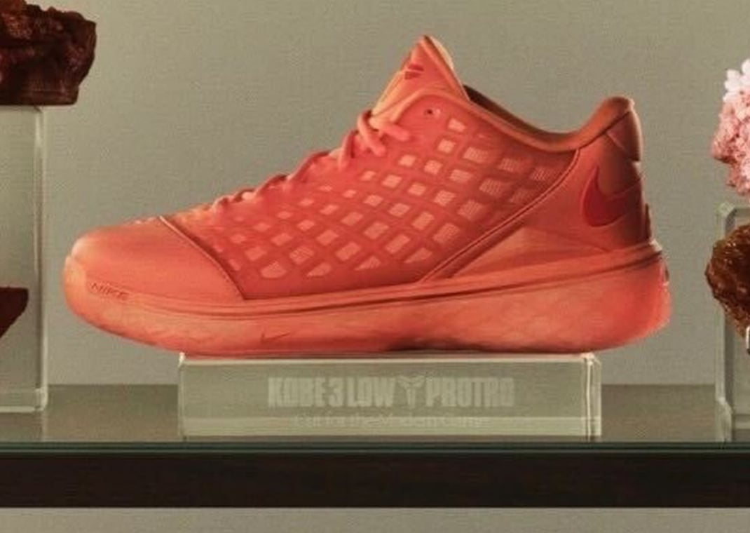Nike Kobe 3 Low Protro Atomic Pink
