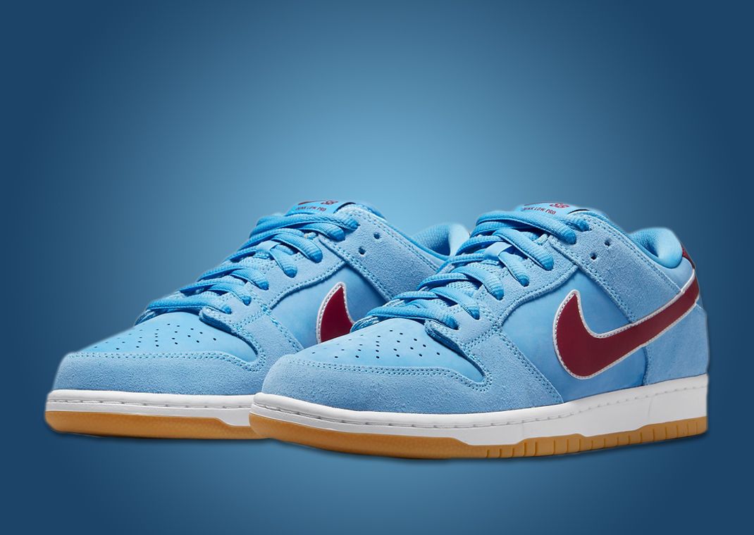 Nike SB Dunk Low "Phillies"