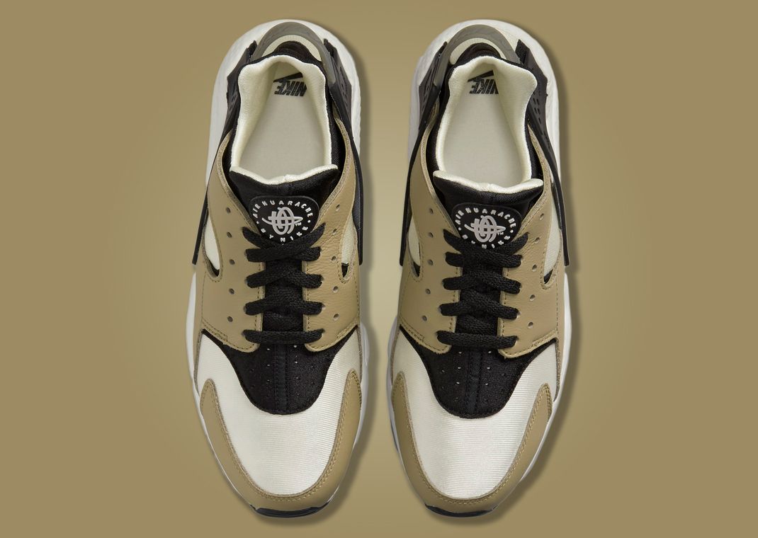 nike air huarache dark sulfur