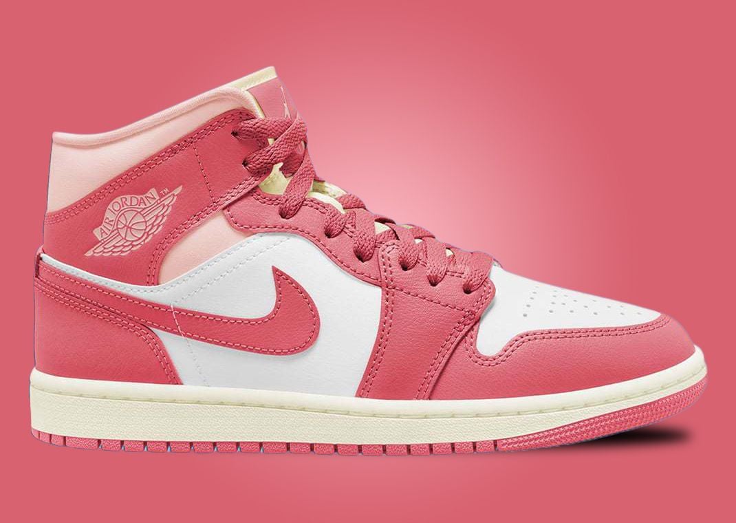 Air Jordan 1 Mid Strawberries & Cream (W)