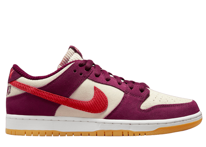 Nike SB Dunk Low Skate Like A Girl