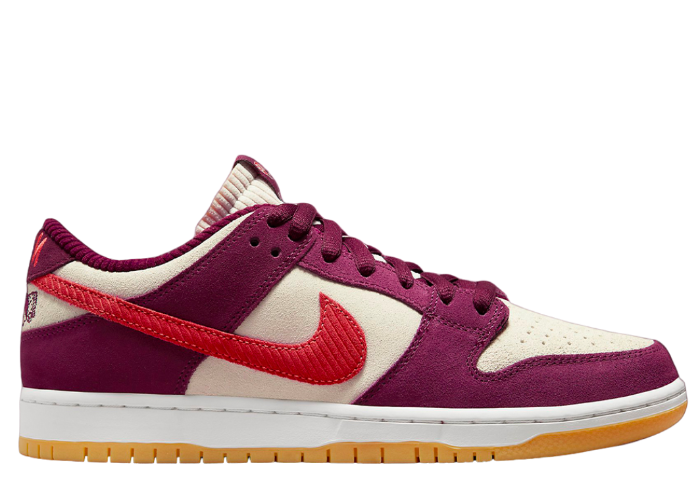 Nike SB Dunk Low Skate Like A Girl